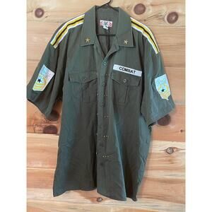 Regal Military Mens green combat shirt. Patches. Size 3X. Theatre play costume